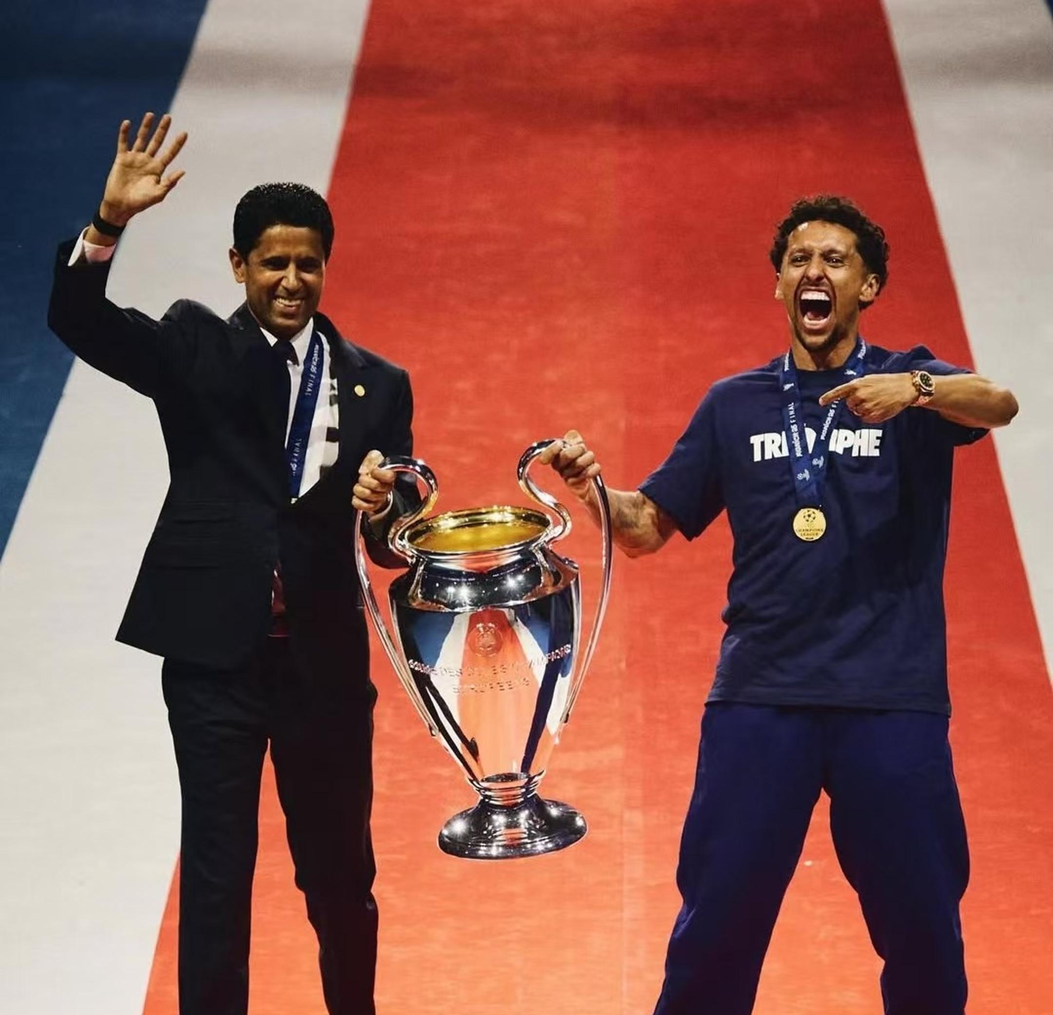 体育品牌-关于转折点！巴黎圣日耳曼伤情更新；CBA常规赛国际比赛日攻防权衡；媒体盛赞；团队化学反应显著的信息